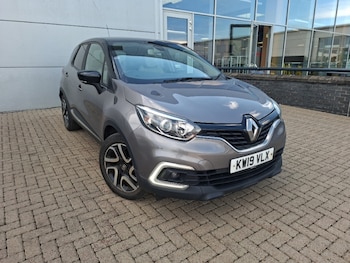 Used Renault Captur 2019 for sale - 79347840: Photo