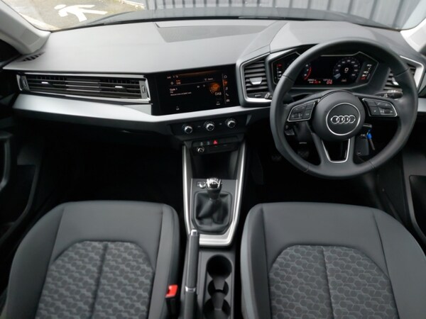 Used Audi A1 2020 for sale - 76208358: Photo 2