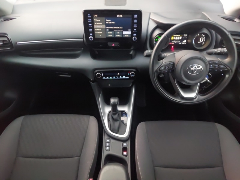 Used Toyota Yaris 2022 for sale - 77992514: Photo 2