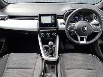 Used Renault Clio 2023 for sale - 79481038: Photo