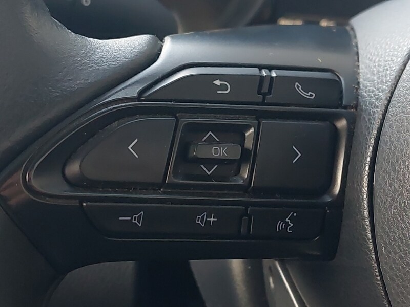 Used Toyota Yaris Cross 2022 for sale - 77183402: Photo 17