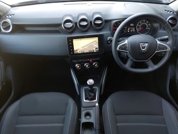 Used Dacia Duster 2021 for sale - 76145576: Photo 2