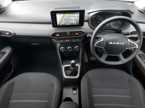 Used Dacia Sandero Stepway 2023 for sale - 75718633: Photo 2