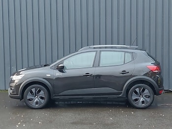 Used Dacia Sandero Stepway 2024 for sale - 77119002: Photo