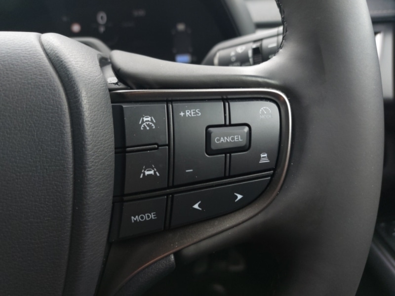 Used Lexus UX 2025 for sale - 77987906: Photo 13