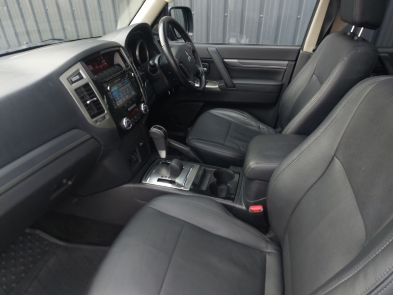 Used Mitsubishi Shogun 2017 for sale - 76779446: Photo 5