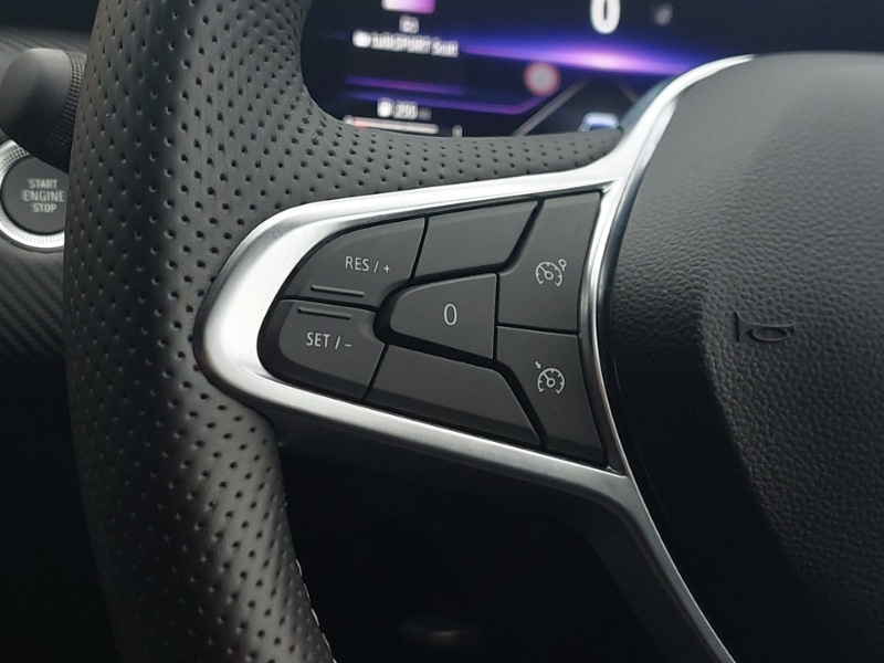 Used Renault Clio 2023 for sale - 76144693: Photo 18