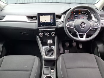 Used Renault Captur 2020 for sale - 79597838: Photo