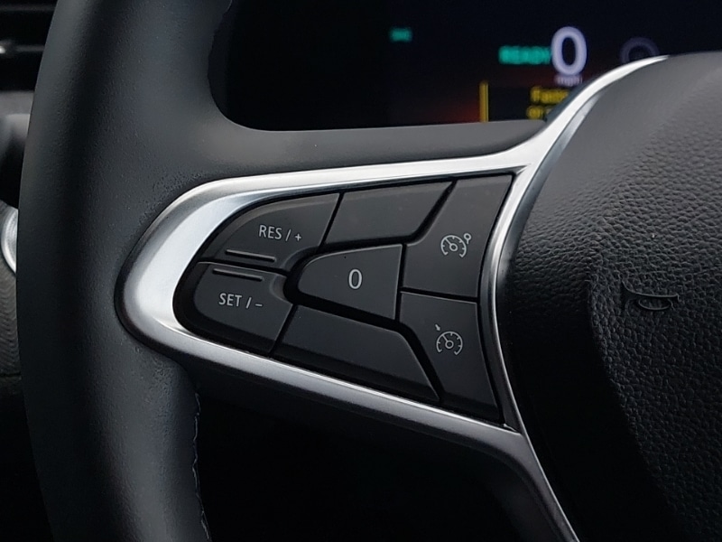 Used Renault Clio 2023 for sale - 77012493: Photo 16