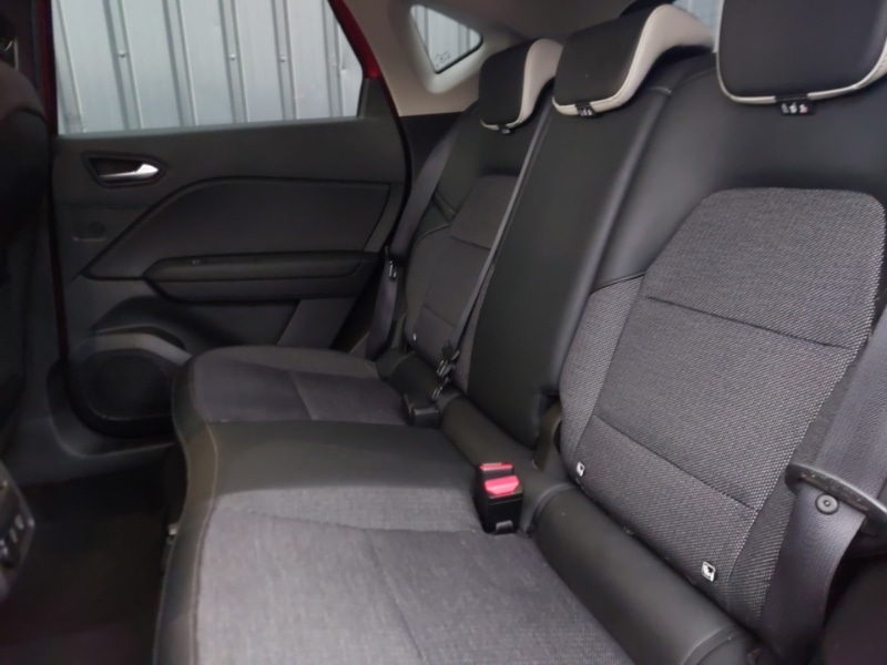 Used Renault Captur 2023 for sale - 77284216: Photo 6