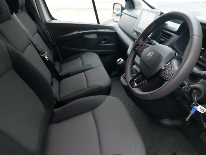 Used Renault Trafic 2024 for sale - 77509090: Photo 2