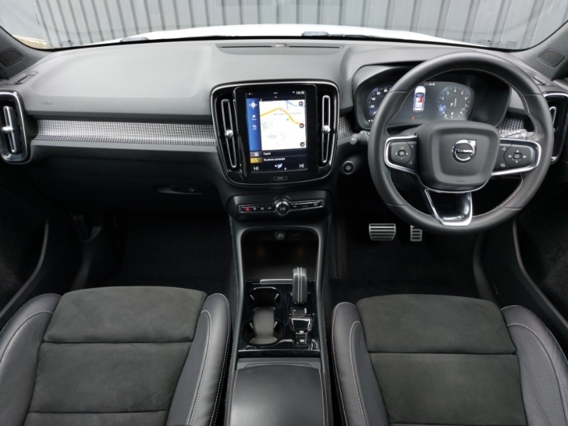 Used Volvo XC40 2020 for sale - 77756155: Photo 2