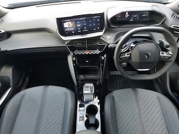 Used Peugeot 2008 2025 for sale - 75939628: Photo