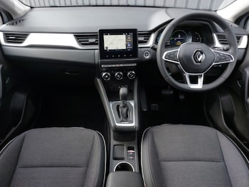 Used Renault Captur 2023 for sale - 78312184: Photo