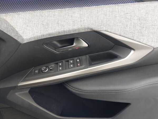 Used Peugeot 3008 2025 for sale - 76116477: Photo 16