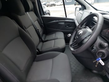 Used Renault Trafic 2024 for sale - 77235010: Photo