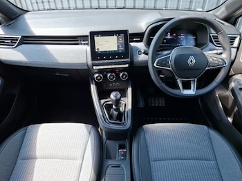 Used Renault Clio 2025 for sale - 79153318: Photo
