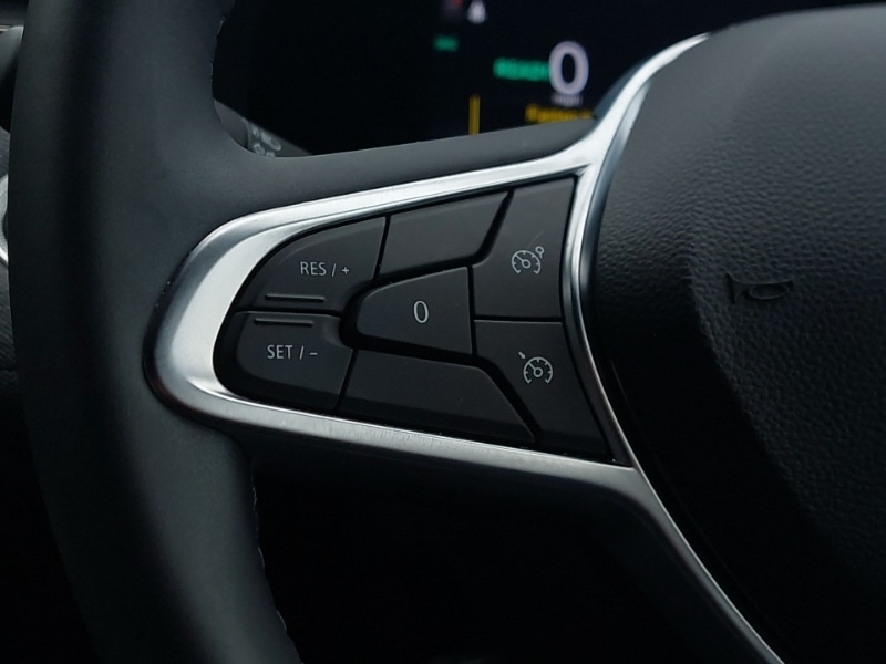 Used Renault Clio 2024 for sale - 76970620: Photo 18