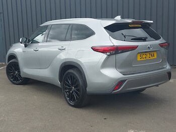 Used Toyota Highlander 2021 for sale - 78391432: Photo