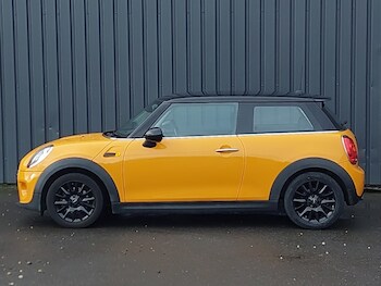 Used MINI Hatch 2018 for sale - 77070403: Photo