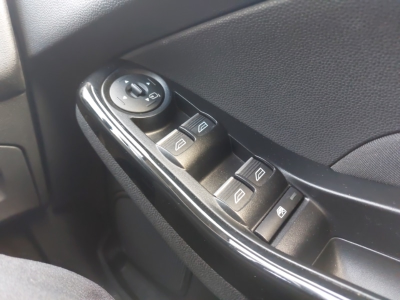 Used Ford Fiesta 2016 for sale - 78113686: Photo 13