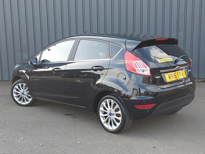 Used Ford Fiesta 2016 for sale - 78113686: Photo 3