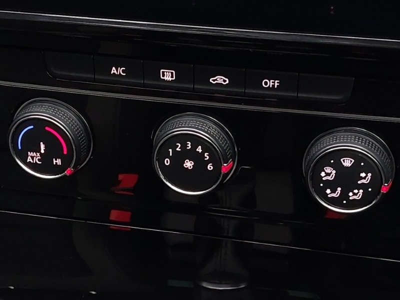 Used Volkswagen Golf 2017 for sale - 76708149: Photo 19