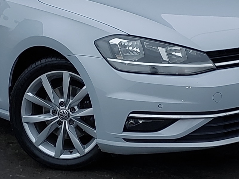 Used Volkswagen Golf 2017 for sale - 76708149: Photo 9