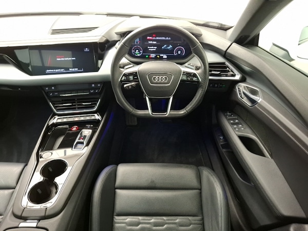 Used Audi e-tron GT 2022 for sale - 75750803: Photo 7