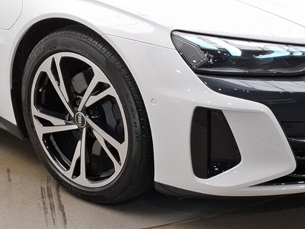Used Audi e-tron GT 2022 for sale - 75750803: Photo 9