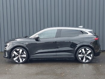 Used Renault Megane E Tech 2022 for sale - 75988711: Photo