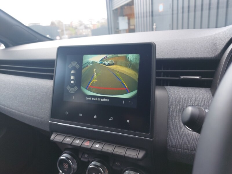 Used Renault Clio 2024 for sale - 77987911: Photo 10