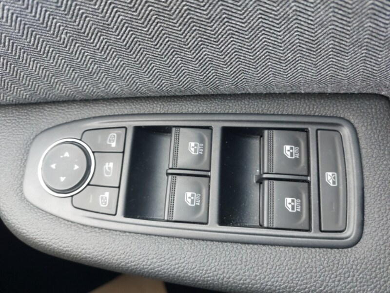 Used Renault Clio 2024 for sale - 77987911: Photo 18