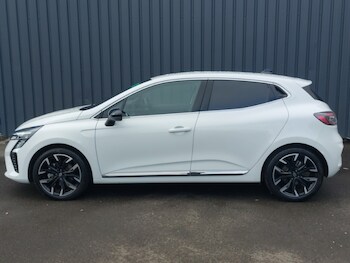 Used Renault Clio 2024 for sale - 77987911: Photo