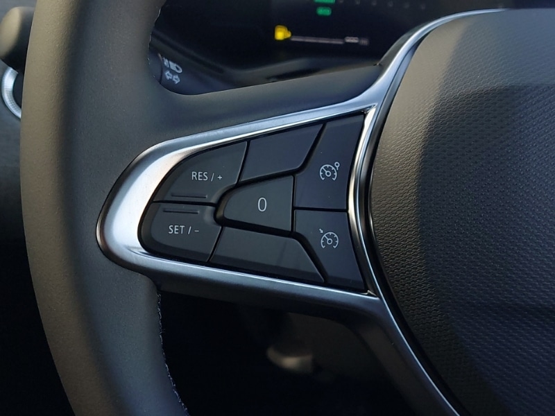 Used Renault Clio 2025 for sale - 76920228: Photo 17