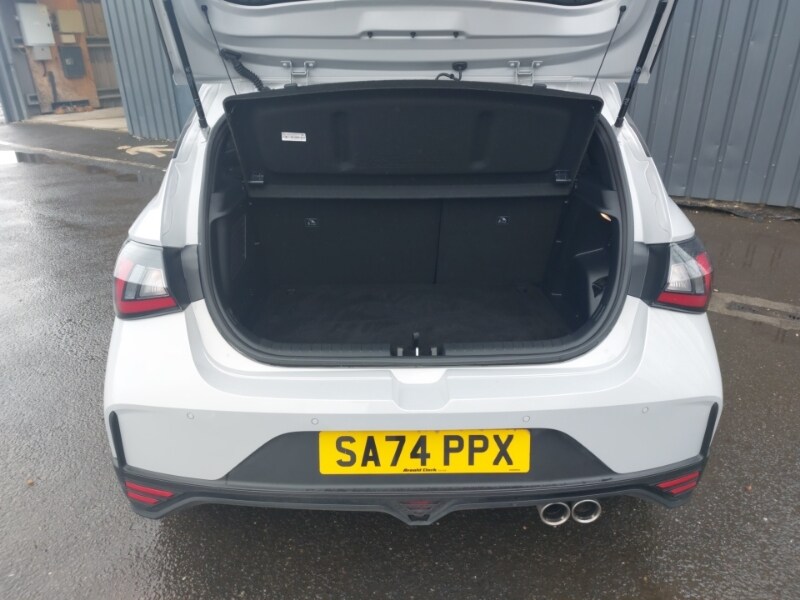 Used Hyundai i20 2024 for sale - 77818459: Photo 8