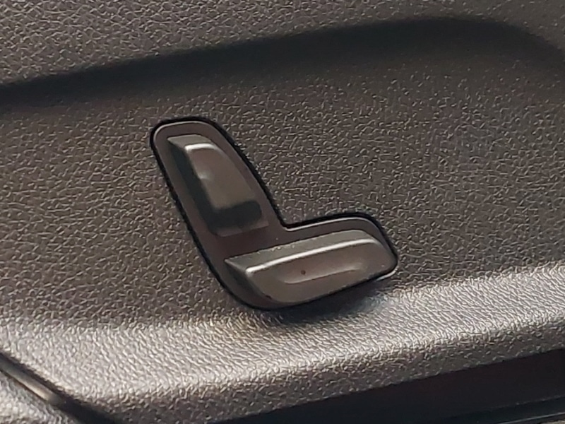 Used Mercedes-Benz EQC 2023 for sale - 77160199: Photo 13