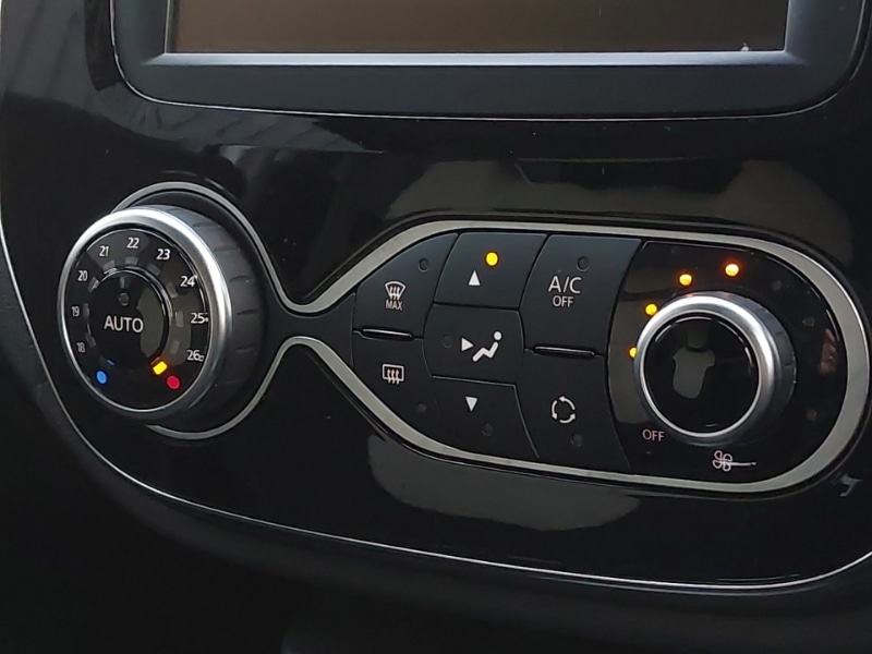 Used Renault Captur 2019 for sale - 76860546: Photo 14