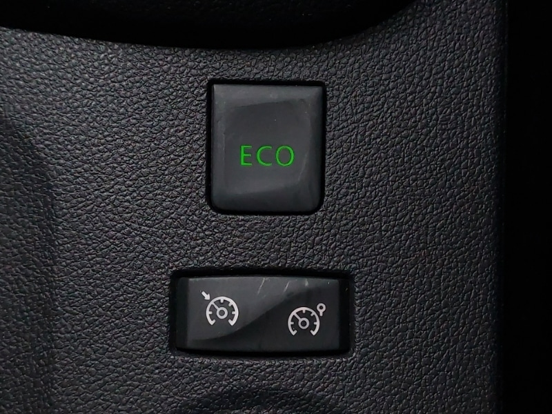 Used Renault Captur 2019 for sale - 76860546: Photo 15