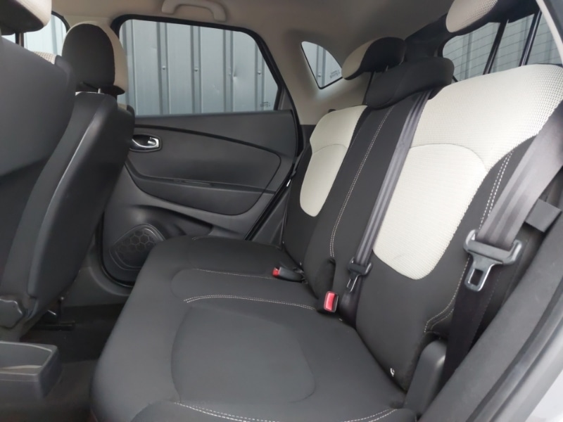 Used Renault Captur 2019 for sale - 76860546: Photo 6