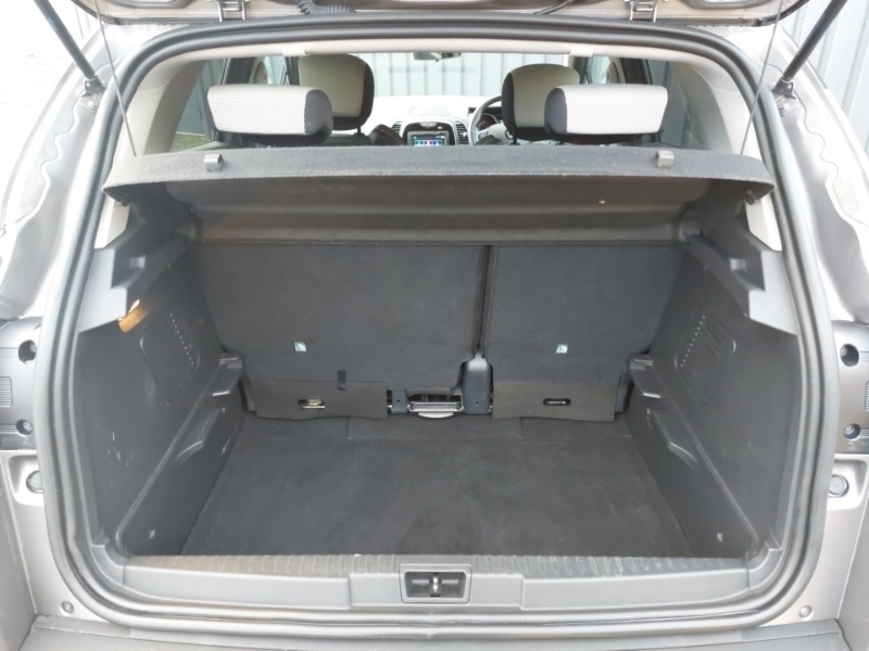 Used Renault Captur 2019 for sale - 76860546: Photo 8