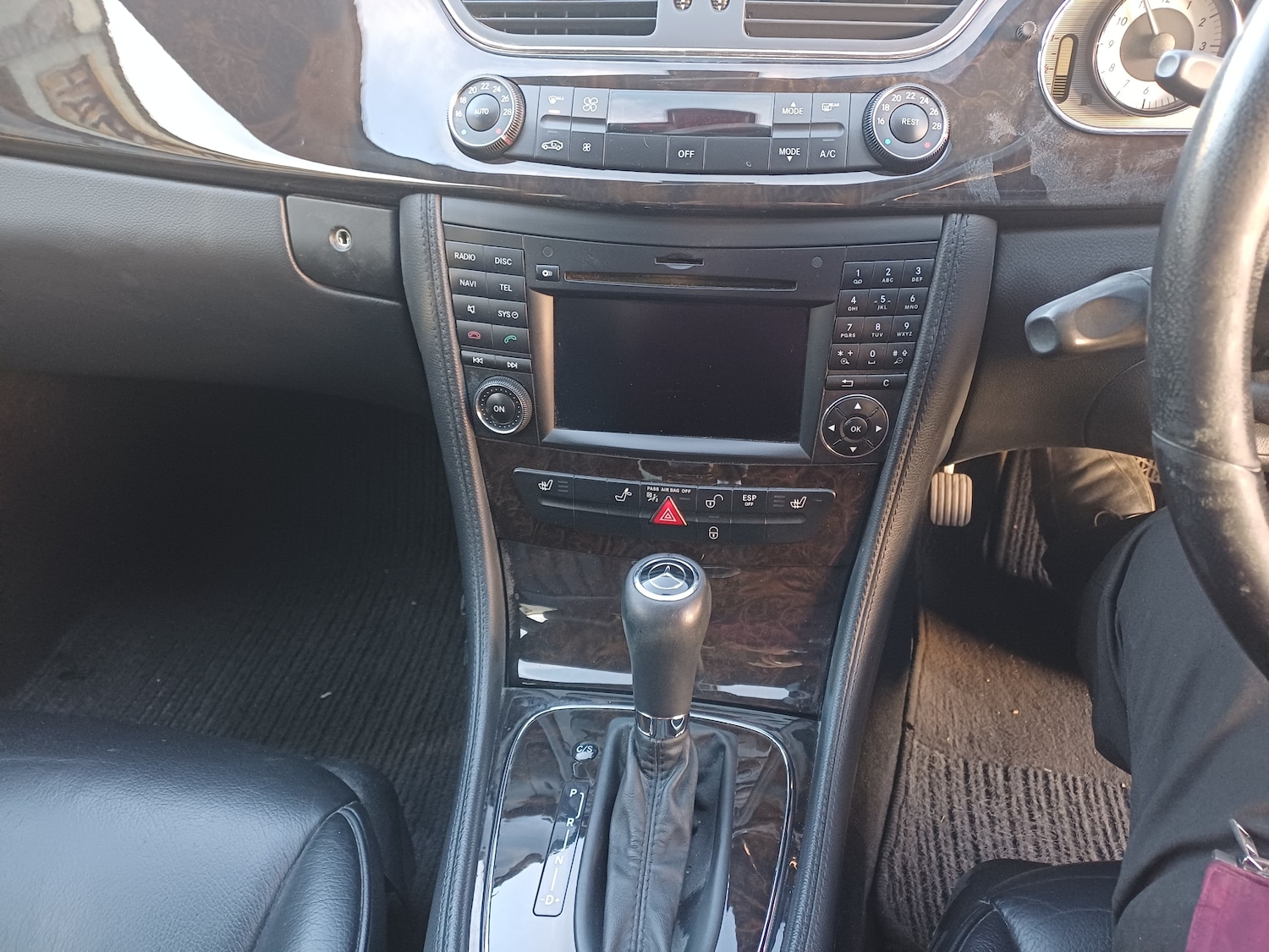 Used Mercedes-Benz CLS 2008 for sale - 76508835: Photo 17