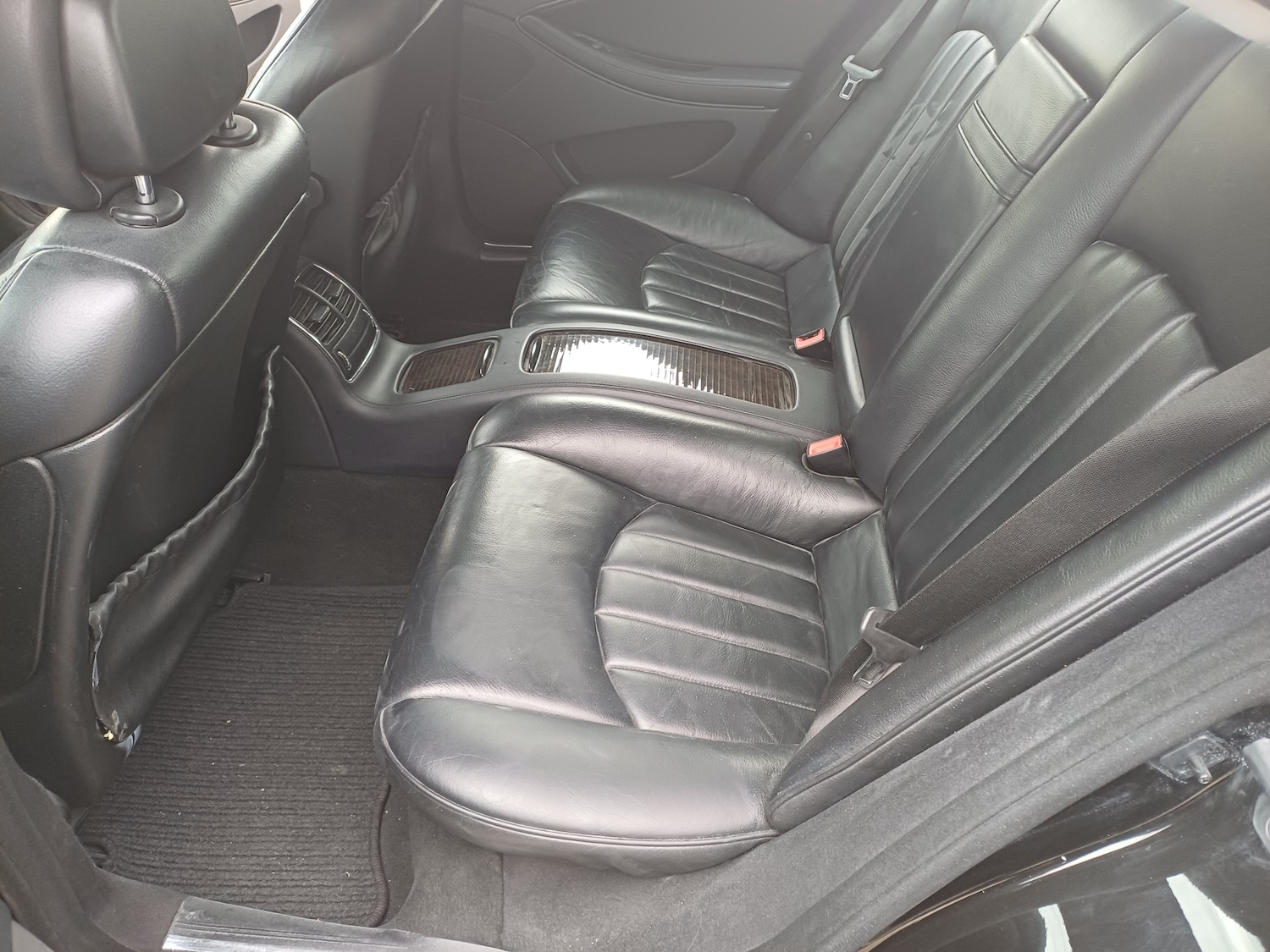 Used Mercedes-Benz CLS 2008 for sale - 76508835: Photo 7