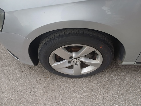 Used Volkswagen Passat 2011 for sale - 76165212: Photo 10