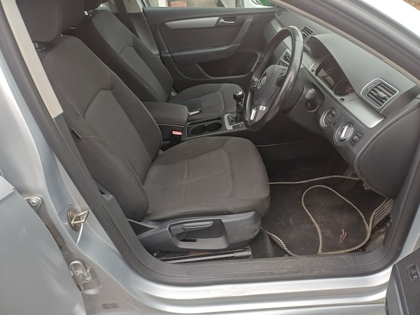 Used Volkswagen Passat 2011 for sale - 76165212: Photo 8