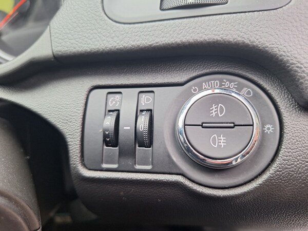 Used Vauxhall Insignia 2013 for sale - 76112751: Photo 34