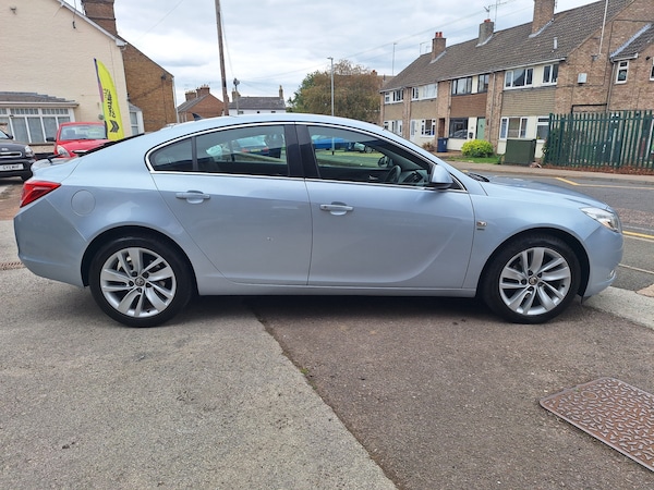 Used Vauxhall Insignia 2013 for sale - 76112751: Photo 7
