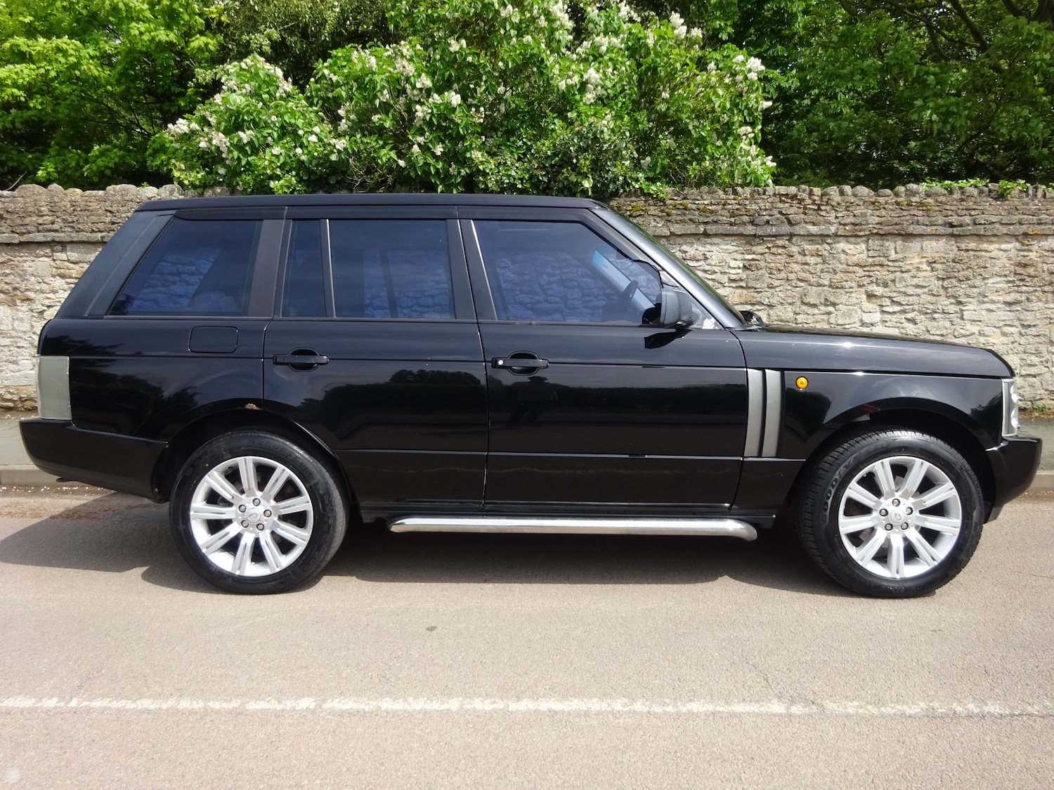 Used Land Rover Range Rover 2004 for sale - 76557783: Photo 2