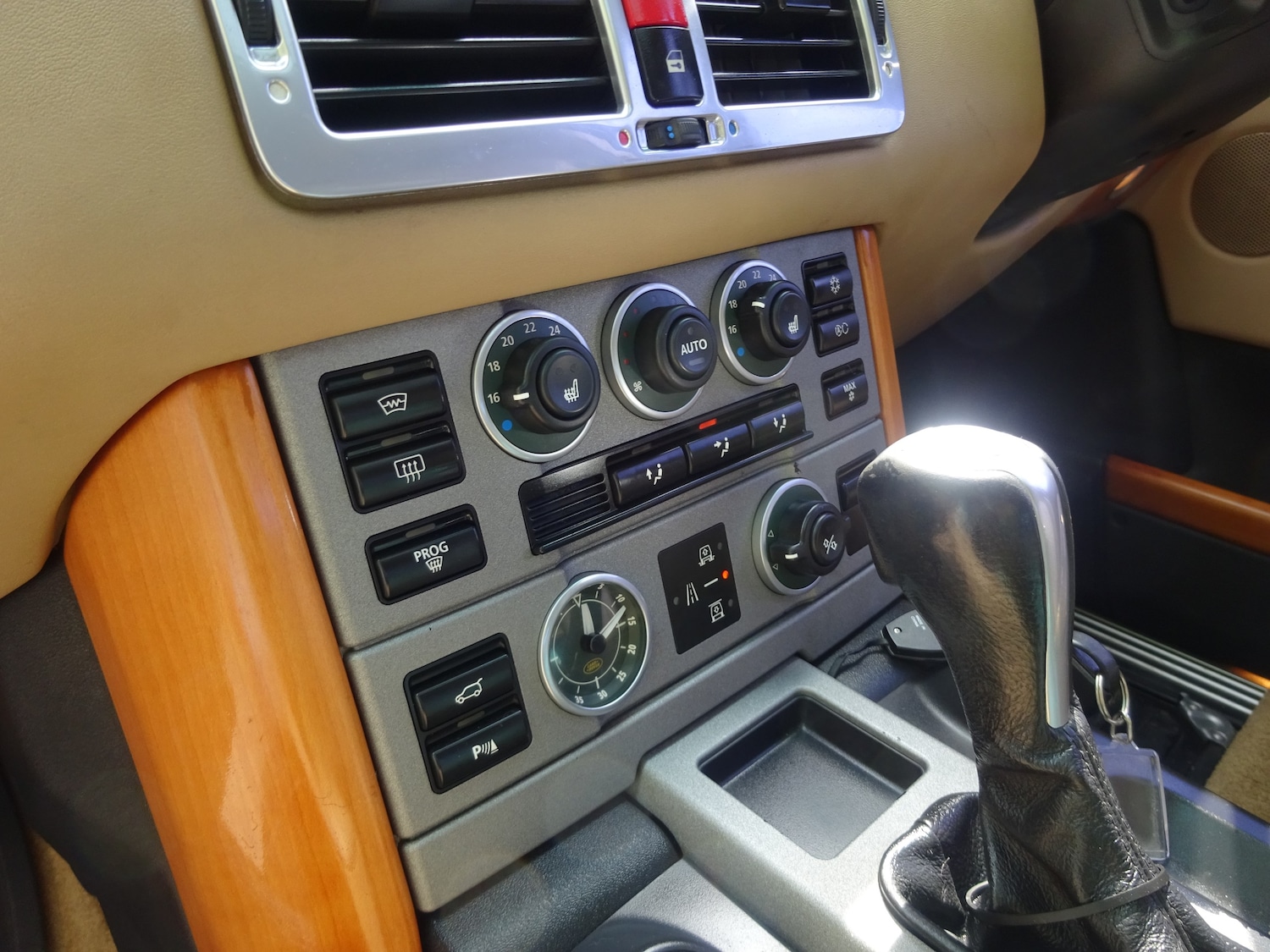 Used Land Rover Range Rover 2004 for sale - 76557783: Photo 43