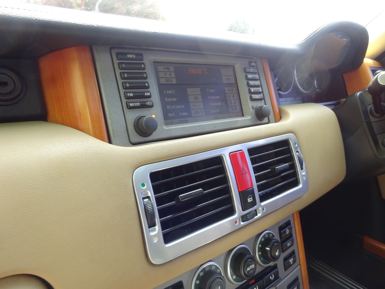 Used Land Rover Range Rover 2004 for sale - 76557783: Photo 44